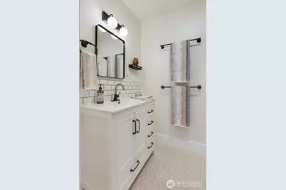 7341 11th Avenue NW, Seattle, WA 98117 - Photo 29