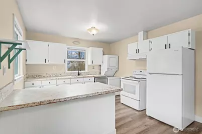 4612 33rd Street NE, Tacoma, WA 98422 - Photo 11