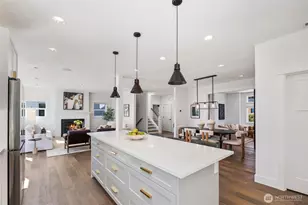 8912 17th Ave NE, Seattle, WA 98115 - Photo 13