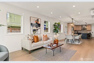 742 N 104th Street, Seattle, WA 98133 - Photo 3