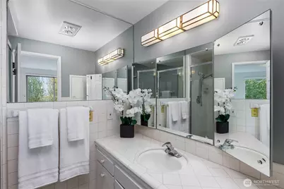 16521 NE 1st Place, Bellevue, WA 98008 - Photo 19