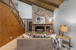 16521 NE 1st Pl, Bellevue, WA 98008 - Photo 5