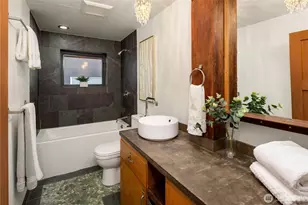 3810 Courtland Pl S, Seattle, WA 98118 - Photo 13