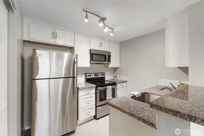 11002 SE Petrovitsky Road #G203, Renton, WA 98055 - Photo 5