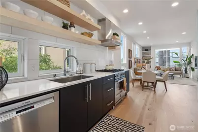 115 27th Avenue E #D, Seattle, WA 98112 - Photo 13