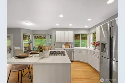 8020 184th Drive SE, Snohomish, WA 98290 - Photo 11