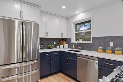 9218 NE 184th Place, Bothell, WA 98011 - Photo 9