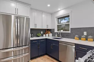 9218 NE 184th Pl, Bothell, WA 98011 - Photo 9