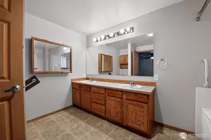 81 E Moore Ln, Shelton, WA 98584 - Photo 25