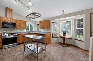 81 E Moore Ln, Shelton, WA 98584 - Photo 11