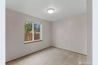 13411 Meadow Rd, Everett, WA 98208 - Photo 11