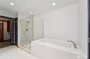 2716 Elliott Ave, Seattle, WA 98121 - Photo 29