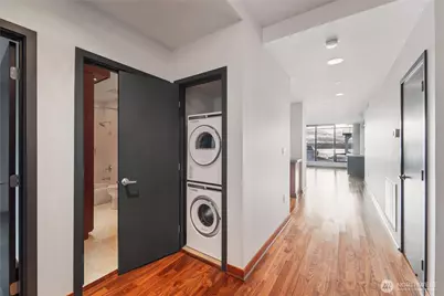 2716 Elliott Avenue #802, Seattle, WA 98121 - Photo 27