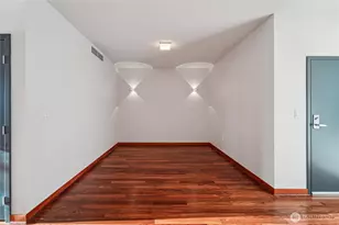 2716 Elliott Ave, Seattle, WA 98121 - Photo 31