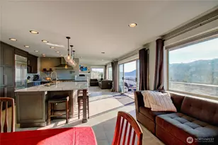 18064 Mariposa Ln, Mount Vernon, WA 98274 - Photo 11