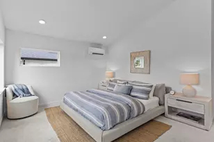 9015 Dibble Ave NW, Seattle, WA 98117 - Photo 13