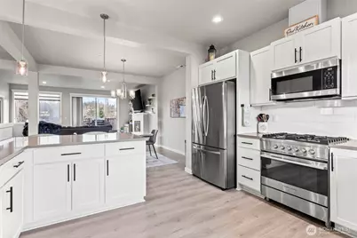 10531 10th Street Ct E, Edgewood, WA 98372 - Photo 9