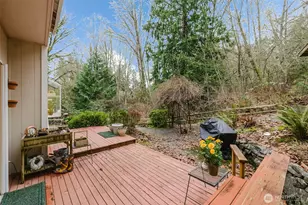 8911 NE Roanoke Rd, Bremerton, WA 98311 - Photo 29