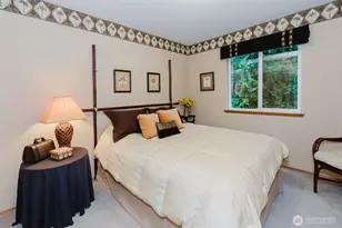 8911 NE Roanoke Rd, Bremerton, WA 98311 - Photo 23