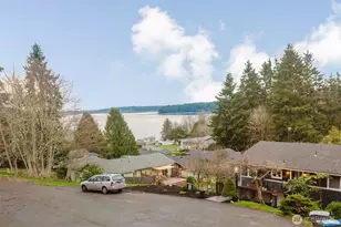 8911 NE Roanoke Rd, Bremerton, WA 98311 - Photo 27