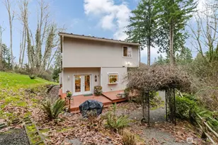 8911 NE Roanoke Rd, Bremerton, WA 98311 - Photo 31