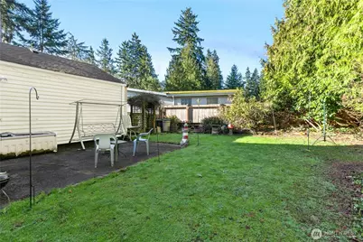 18016 N Park Ave North, Shoreline, WA 98133 - Photo 11