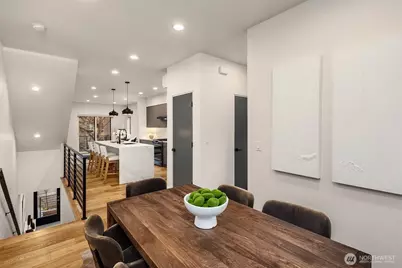 9709 Roosevelt Way NE #A, Seattle, WA 98115 - Photo 9