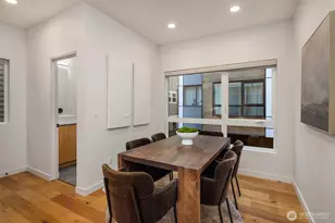 9709 Roosevelt Way NE, Seattle, WA 98115 - Photo 17