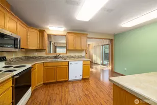 2211 32nd St, Anacortes, WA 98221 - Photo 27