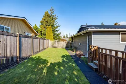 2211 32nd Street, Anacortes, WA 98221 - Photo 11