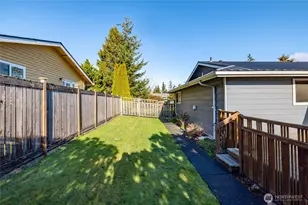 2211 32nd St, Anacortes, WA 98221 - Photo 11