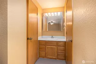 2211 32nd St, Anacortes, WA 98221 - Photo 21