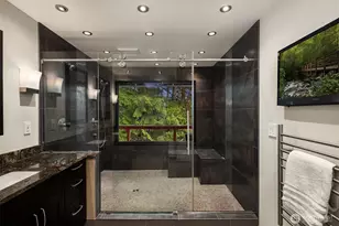 17505 NE 4th Pl, Bellevue, WA 98008 - Photo 19