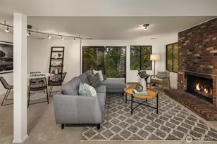 17505 NE 4th Pl, Bellevue, WA 98008 - Photo 23