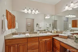 4406 Providence Point Pl SE, Issaquah, WA 98029 - Photo 11