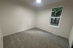 4435 Fir Dr NE, Bremerton, WA 98310 - Photo 9