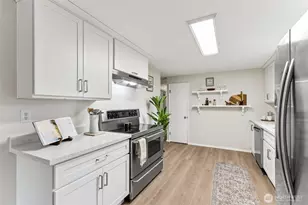 18720 4th Ave S, Burien, WA 98148 - Photo 9