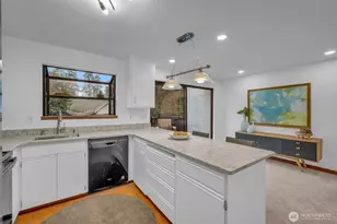 816 N 175th St, Shoreline, WA 98133 - Photo 21