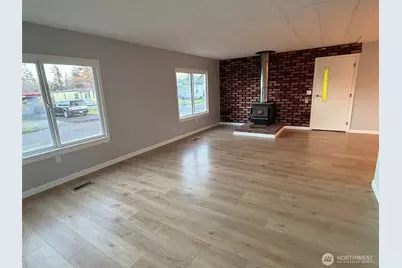 2000 Broadway Avenue #16, Hoquiam, WA 98550 - Photo 11