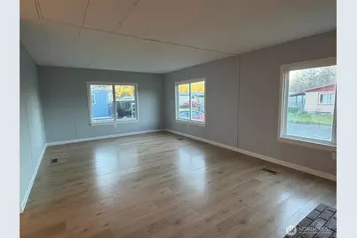 2000 Broadway Avenue #16, Hoquiam, WA 98550 - Photo 9