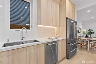 8314 28th Ave NE, Seattle, WA 98115 - Photo 13