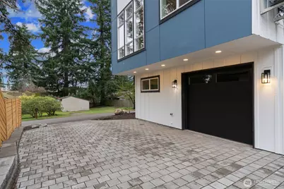 14308 Roslyn Place N, Seattle, WA 98133 - Photo 21