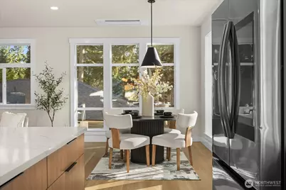 14308 Roslyn Place N, Seattle, WA 98133 - Photo 9