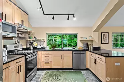 517 NW Old Orchard Way, Poulsbo, WA 98370 - Photo 11