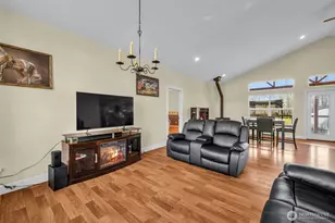 22644 Rose Rd, Mount Vernon, WA 98274 - Photo 9