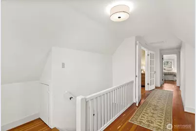 728 33rd Avenue, Seattle, WA 98122 - Photo 11