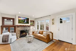 728 33rd Ave, Seattle, WA 98122 - Photo 3