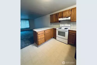 21527 73rd Place W #4, Edmonds, WA 98026 - Photo 5