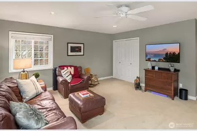 23970 SE 40th Place, Sammamish, WA 98029 - Photo 27