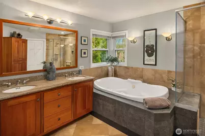 23970 SE 40th Place, Sammamish, WA 98029 - Photo 21